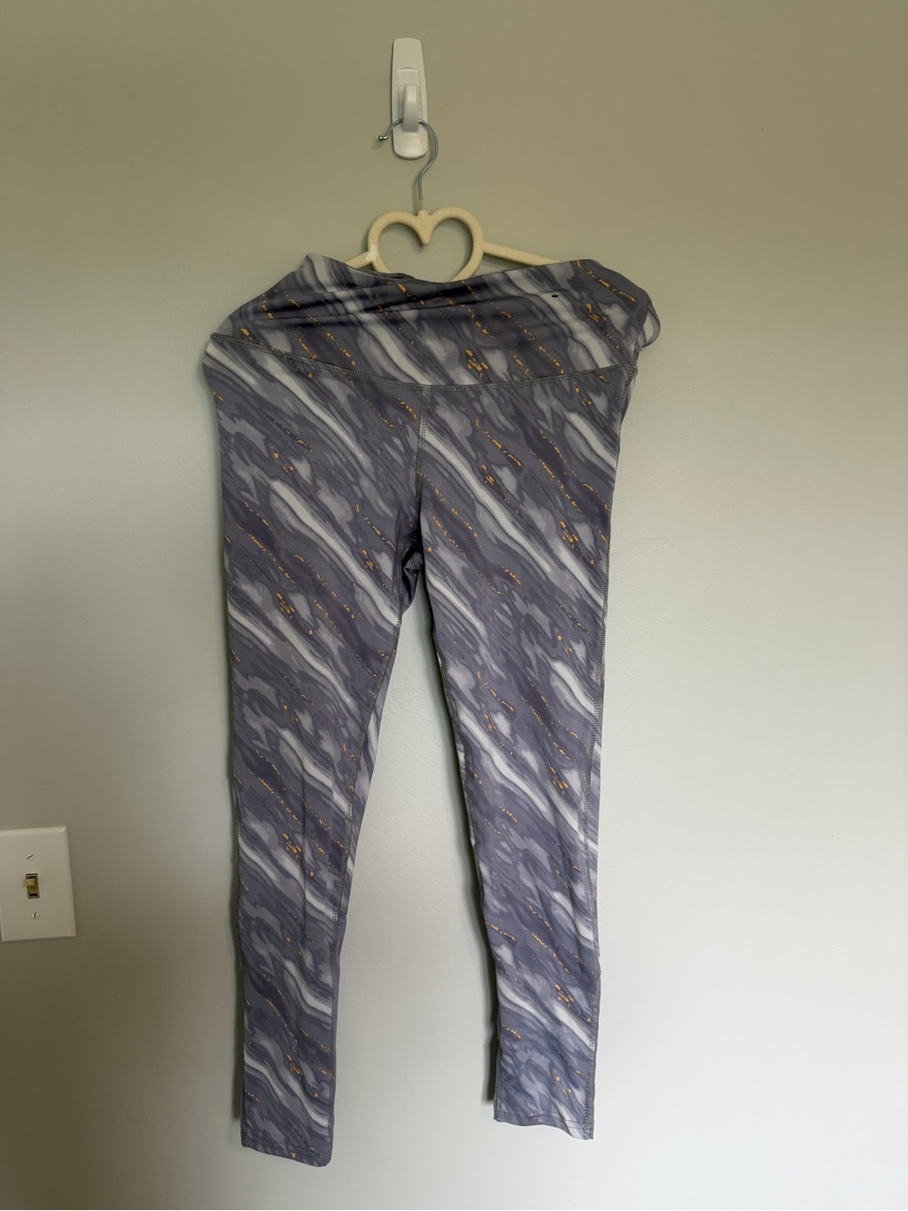 BCBGMaxAzria Marble-Print Gray Leggings with Gold Flecks